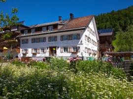 Sonne Bezau - Familotel Bregenzerwald，位于贝曹的酒店