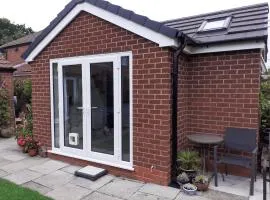 Modern detached bungalow