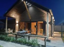 Vakantievilla 10 km van strand honden welkom omheinde tuin sauna buitenbad