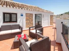 Awesome Apartment In Monterio With Wifi