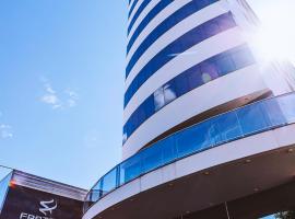 Fratele Business Hotel，位于帕图斯迪米纳斯的酒店