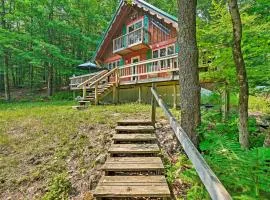 Cozy Treetop Hideaway Near Harriman Reservoir!