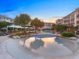 The Pool Resort Kingscliff - Private Apartments by Holiday Management Company