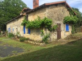 Beautiful cottage with private pool in France，位于Chatain的低价酒店