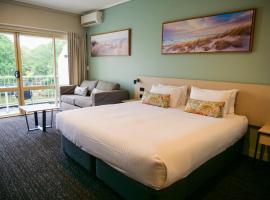 Nightcap at Hinterland Hotel Nerang，位于黄金海岸的酒店