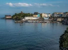 Dragons Den - 2 Bedroom Apartment - Tenby