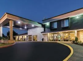 波特兰西北拉奎塔酒店及套房