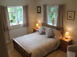 阳光之巢住宿加早餐旅馆，位于水上伯顿的浪漫度假酒店