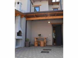 pikralida house (&pi;&iota;&kappa;&rho;&alpha;&lambda;ί&delta;&alpha;)，位于卡拉维塔的滑雪度假村