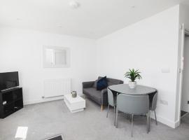 NEW 2BD Pontact Flat in the Heart of Didcot，位于迪德科特的度假短租房