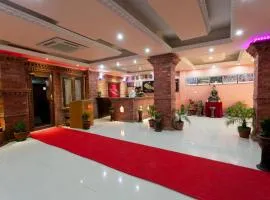尼帕拉亚酒店