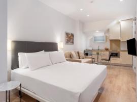 Apartamentos Metrópolis,位于塞维利亚的酒店