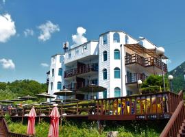 Travely Hotel Gapyeong，位于加平南怡岛附近的酒店