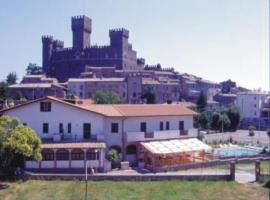 Nuovo Castello，位于Torre Alfina的酒店