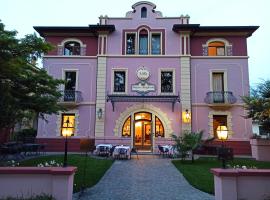 Villa Regina Margherita，位于罗维戈的酒店