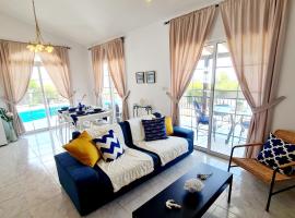 Villa Elysium, 3 bedrooms, pool, sea view & wifi，位于Tala的度假短租房