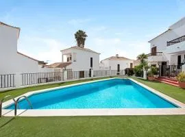 Lovely 2-Bed House with terrace and Pool Chayofa