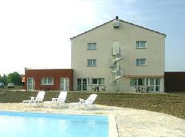 Minotel Artemis Hôtel，位于布里尤德的酒店