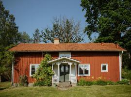 Kyl&aring;s Vildmark，位于斯切灵加德的带泳池的酒店