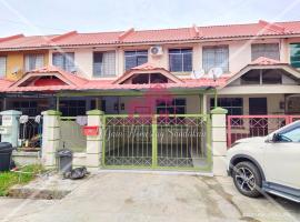 D'Gaia Homestay Sandakan，位于山打根机场 - SDK附近的酒店