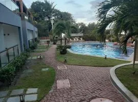 Imbassai - Piscina, Praia e Rio