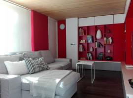 Cozy designer apart / Acogedor apartamento de diseño ● WiFi - Jacuzzi - A/C SteamSauna，位于马德里班布附近的酒店