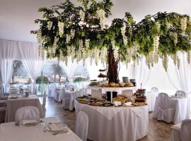 天堂酒店，位于里米尼的酒店