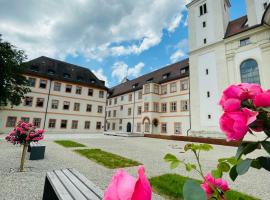 Bischöfliches Seminar St. Willibald，位于埃赫施塔特的酒店