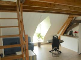 Studio neuf proche d'Alençon et Le mans，位于Lonrai的酒店