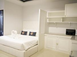 RoomQuest Nichada ISB International，位于Ban Bang Talat的酒店