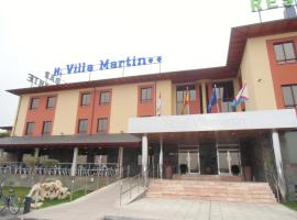 Area de Servicio Villamartín，位于Villamartín de la Abadía的酒店