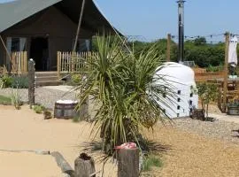 Green Rabbit Glamping