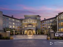 The Royal Kelowna - Bellstar Hotels & Resorts