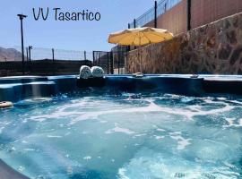 Vv Tasartico with hot tub，位于Tasartico桂桂海滩附近的酒店