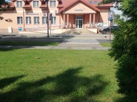 Hotel Fregata，位于Pęczniew的酒店