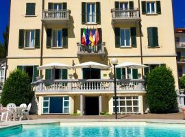 Hotel Caroline，位于Brusimpiano的酒店