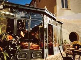 Minotel Le Grand Cerf，位于杜埃的酒店
