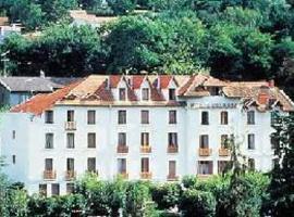 Minotel Le Mont-Chalusset，位于沙泰勒吉永的酒店