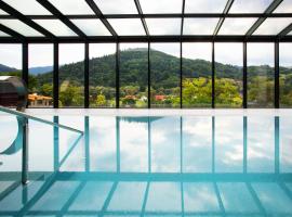 Hotel Beskid BALNEO Medical Resort & SPA，位于皮夫尼奇纳的宠物友好酒店