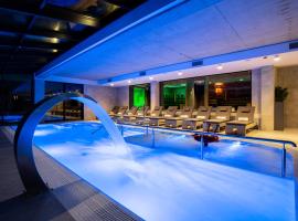 Hotel Beskid BALNEO Medical Resort & SPA，位于皮夫尼奇纳的酒店