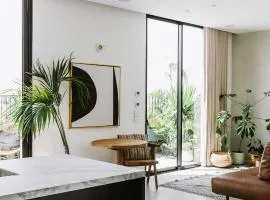 AYA Boutique ApartHotel By EZ TLV