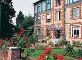 Minotel Les Camélias，位于巴尼奥勒德日洛恩的酒店