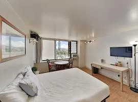 Hawaiian Monarch 801 condo