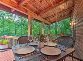 7 Mi to Ski Slopes Mars Hill Cabin with Hot Tub!