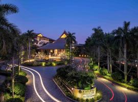西双版纳融创铂尔曼度假酒店，位于景洪市的酒店