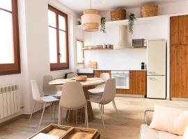 Apartamento mediterraneo, nuevo y acogedor de Eva，位于桑特费柳德吉克索尔斯的度假短租房