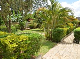Merian Gardens and Guesthouse，位于Mukono的酒店