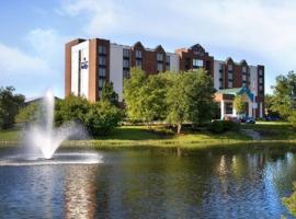 Hotel Indigo Chicago - Vernon Hills by IHG，位于弗农山的酒店