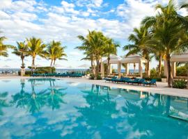 Ritz Carlton Luxurious Residence on Singer Island，位于里维埃拉海滩的度假村