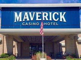 Maverick Hotel and Casino by Red Lion Hotels，位于埃尔科的酒店